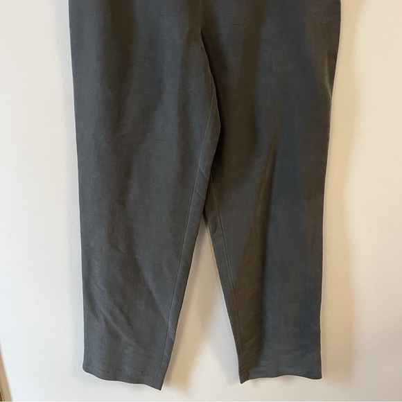 Eileen Fisher Gray Dress Pants Lightweight Side Zipper Close Tapered Leg Small - Picture 3 of 8